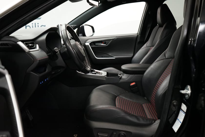Bild 5 av Toyota RAV4 Laddhybrid Launch Edition Dragkrok