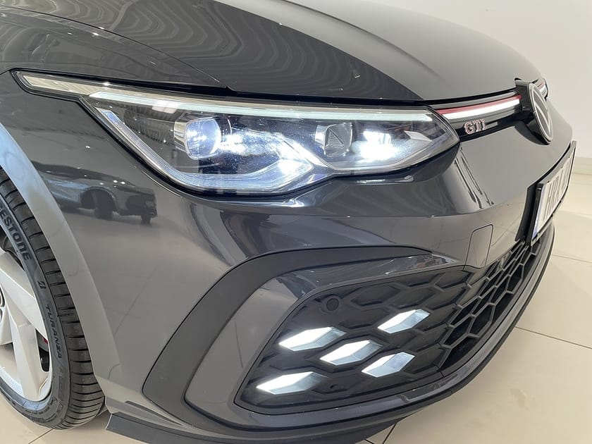 Bild 4 av Volkswagen Golf GTI 245hk, Backkamera, Värmare, Navigation