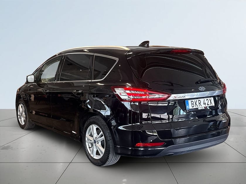 Bild 5 av Ford S-MAX Hybrid E-CVT/SoV-hjul/Pvärmare/FA.håll/7-sitsig/Nav