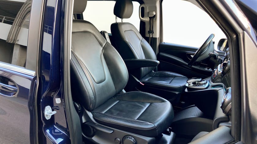 Bild 3 av Mercedes-Benz V 300d 4MATIC 3.1t AWD AMG| 360° Navi Drag Burmester