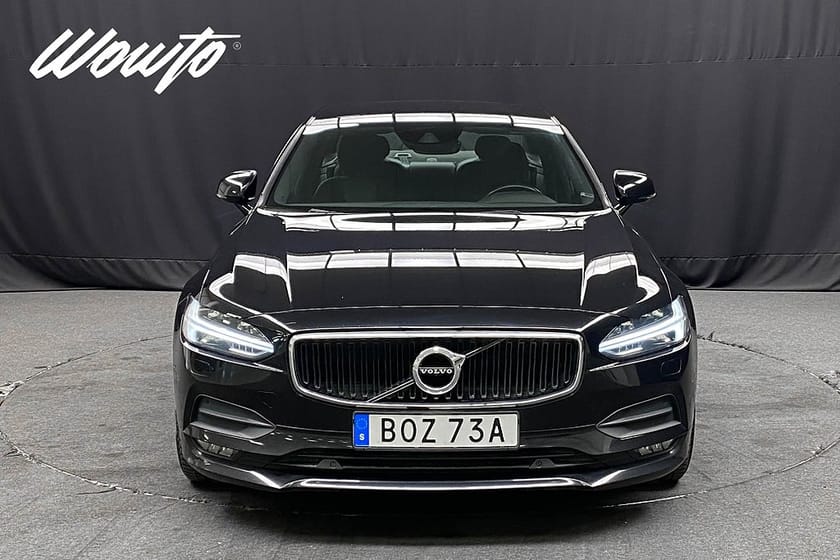 Bild 2 av Volvo S90 D4 190HK Momentum Advanced /B-Kamera /Värmare