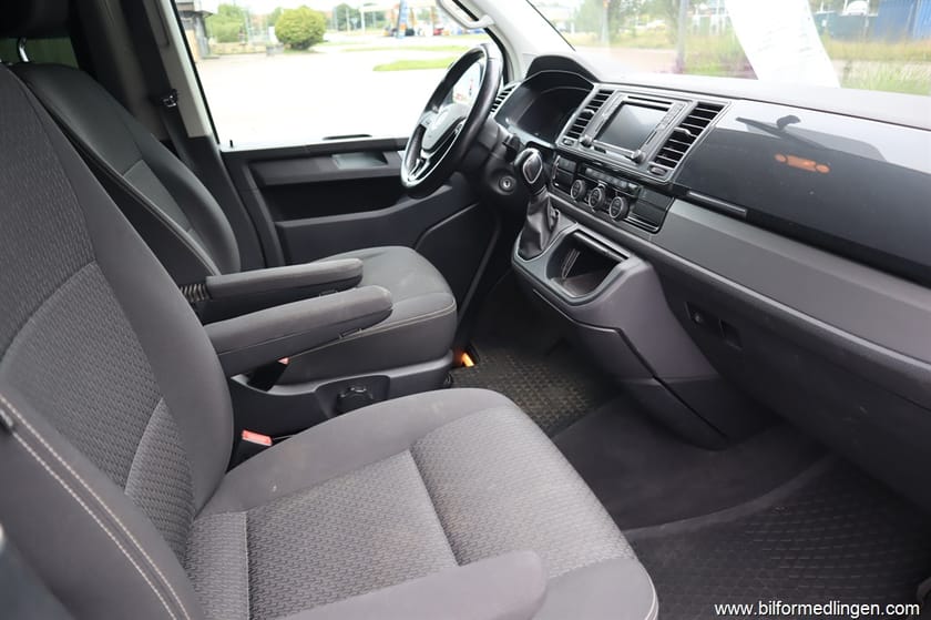 Bild 5 av Volkswagen California Beach T6 2.0 TDI  4MOTION 204hk Aut CampingbilDrag Navi