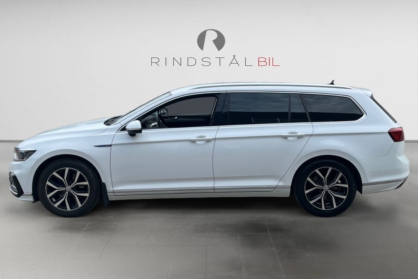 Bild 3 av Volkswagen Passat Sportscombi GTE SC 218 HK DSG EXECUTIVE IQ-LIGHT DRAG B-VÄRM NAVI