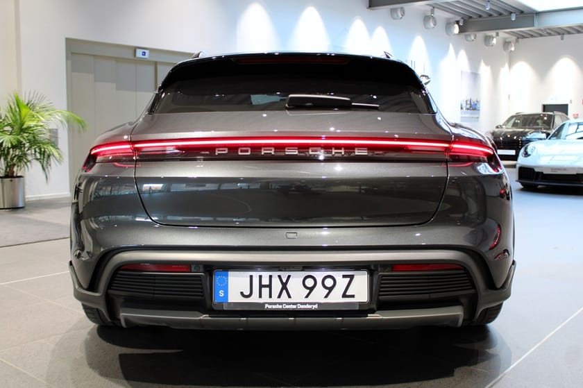 Bild 4 av Porsche Taycan 4 Cross Turismo Moms
