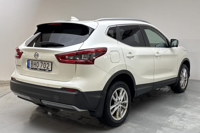 Bild 3 av Nissan Qashqai 1.2 DIG-T (115hk) Tekna+ GPS 360 Pano