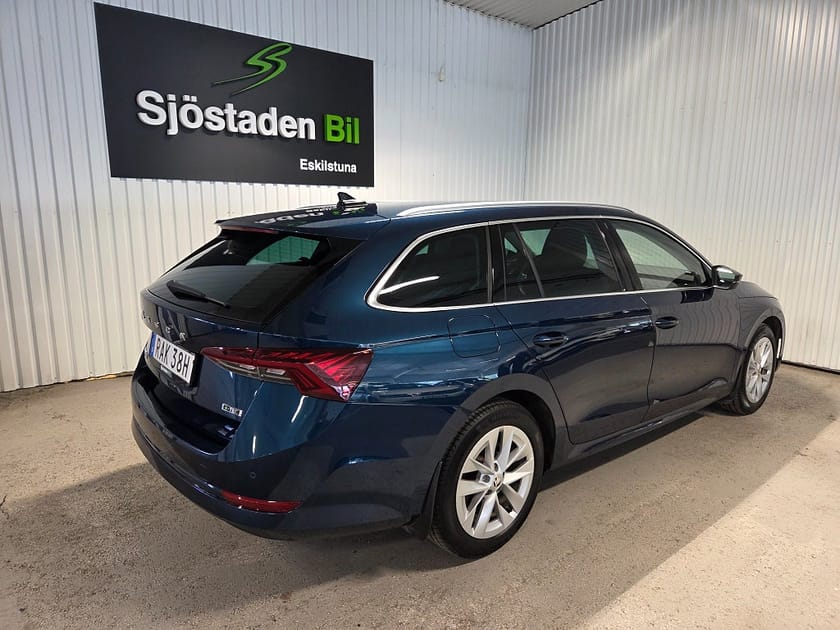 Bild 4 av Škoda Octavia Kombi Skoda 1.5 TSI e-TEC Style Bränslevärmare Drag Carplay