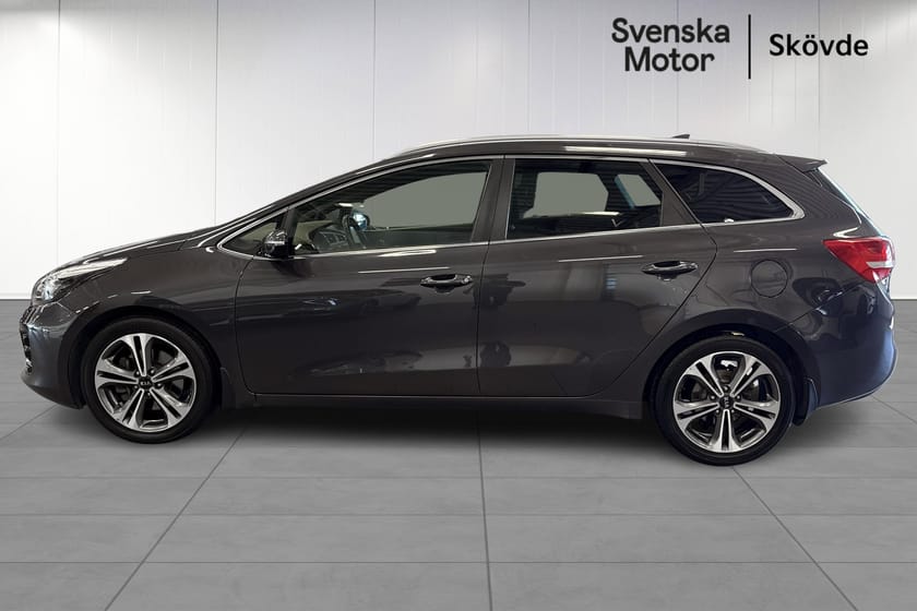 Bild 3 av Kia cee'd_sw GT-Line Navi, B-kamera, Sov-hjul