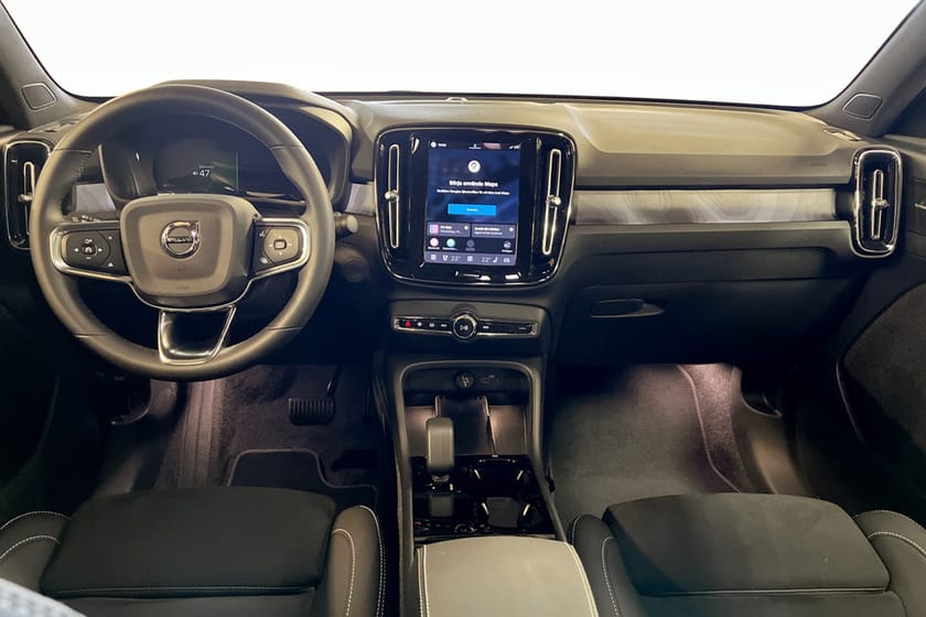 Bild 4 av Volvo EC40 Twin Motor Performance UltraBlackSE