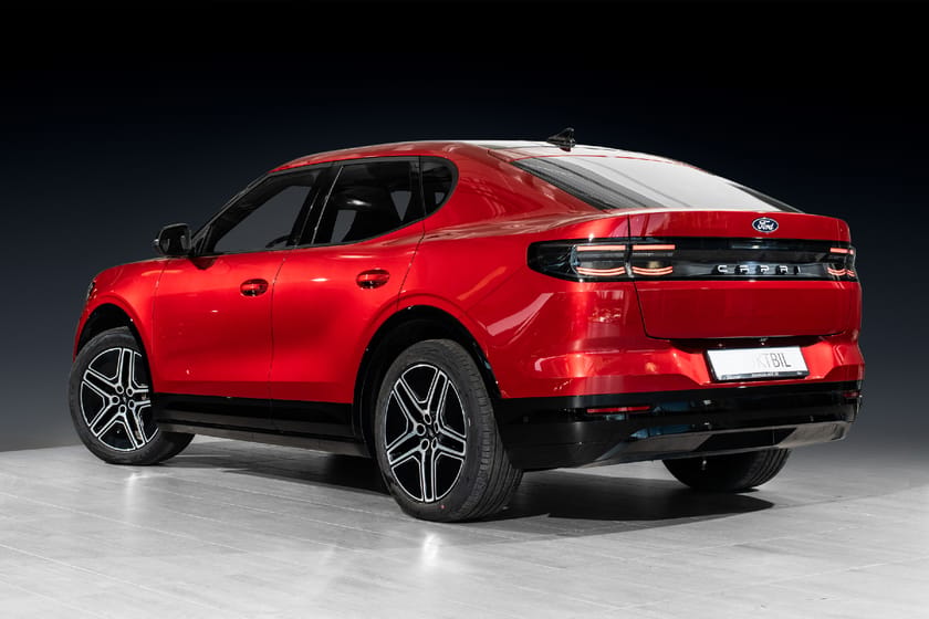 Bilde 2 av Ford Capri EV Extended Range AWD Premium Krok|Massasje|Pano|V.Pumpe