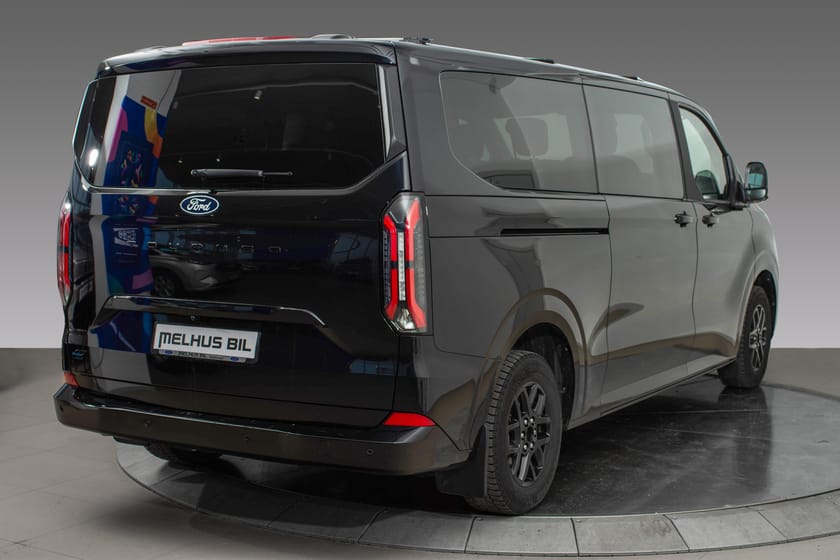 Bilde 4 av Ford E-Tourneo Custom 340 8- seter /218hk/Titanium X/360/AGR førerseter/Krok