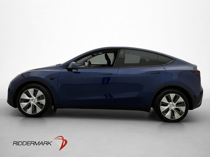 Bild 5 av Tesla Model Y Long Range AWD Pano Drag AP Skinn Kamera