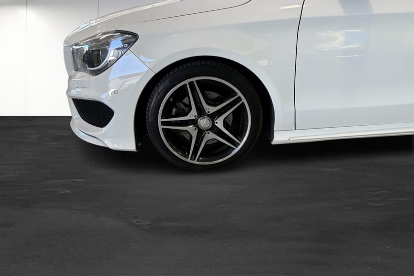 Bild 5 av Mercedes-Benz CLA 220 CDI AMG Line / Automat / Nightpackage