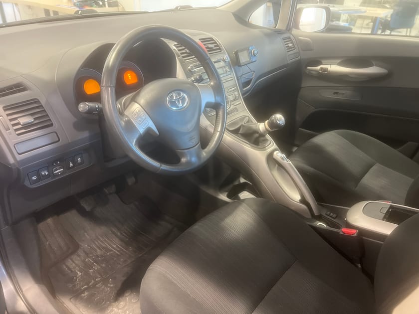 Bilde 5 av Toyota Auris 5-dørs Hengerfeste - DAB