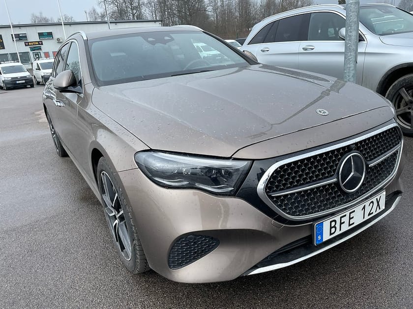 Bild 2 av Mercedes-Benz E 300 T e KOMBI Plug in 313HK Airmatic Burmester