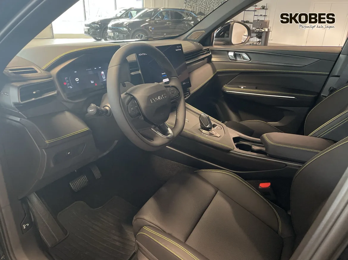 Lynk & Co 01 PHEV