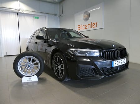 BMW 520d xDrive Touring M Sport Aut-Drag-Skinn-Navi-Värmare-Moms-SoV
