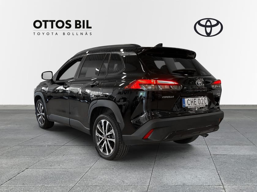 Bild 3 av Toyota Corolla Cross Hybrid AWD-i 2.0 e-CVT, 197hk - Style / V-hjul