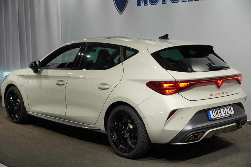 Bild 3 av CUPRA Leon VZ e-Hybrid 1.5 DSG 272 Hk
