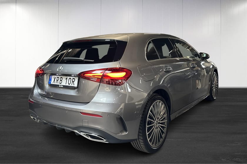 Bild 4 av Mercedes-Benz A 250 e AMG Värmare Kamera Keyless Moms