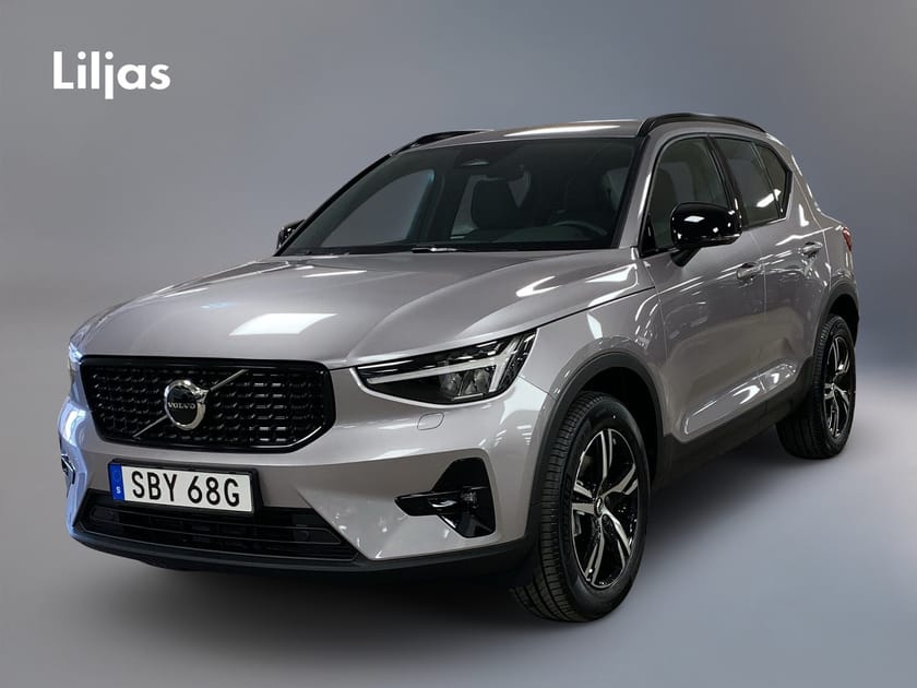 Bild 1 av Volvo XC40 B3 FWD Bensin Plus Dark
