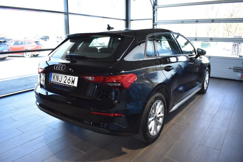 Bild 3 av Audi A3 Sportback 35 TFSI 150 HK PROLINE
