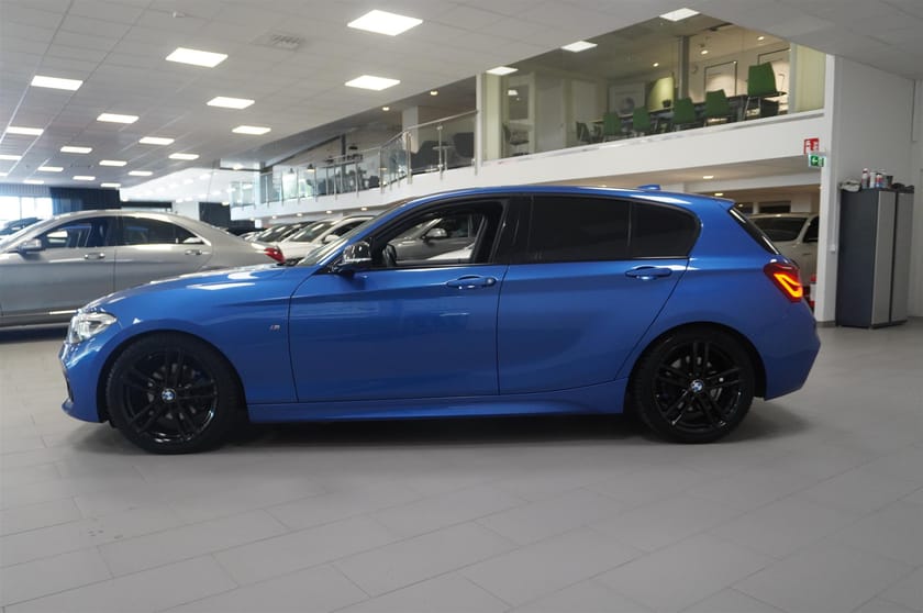 Bild 3 av BMW 120d xDrive M-Sport Navi 190hk