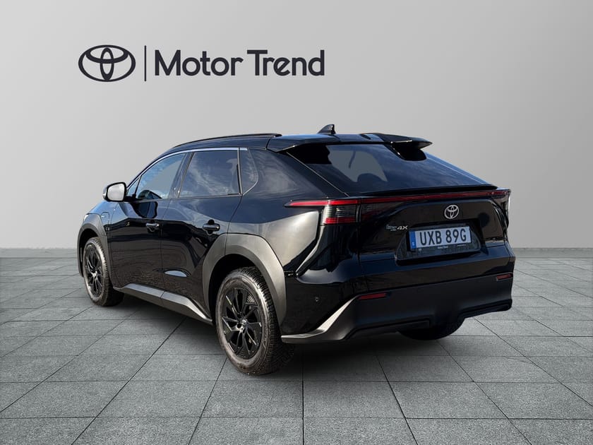 Bild 2 av Toyota bZ4X 71.4 kWh, 204hk, Executive, 1.500mil