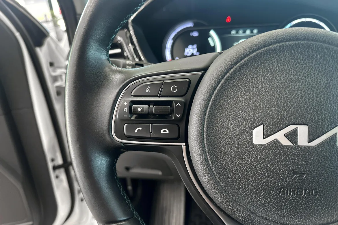 picture of a car