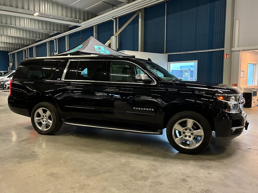Bild 2 av Chevrolet Suburban LTZ 5.3L V8 E85 4WD Hydra-Matic | 7-Sits | V-hjul