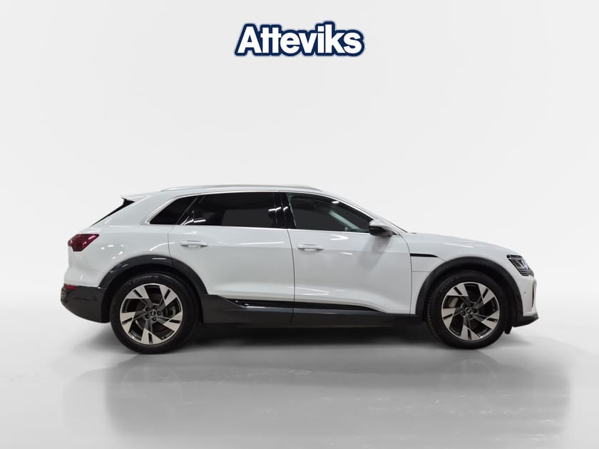 Bild 2 av Audi Q8 50 e-tron quattro Kamera/Läder/Proline