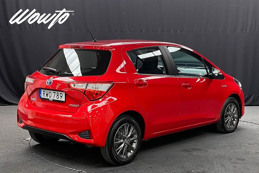 Bild 5 av Toyota Yaris Hybrid e-CVT HSD 101HK Active /B-Kamera /4.95%