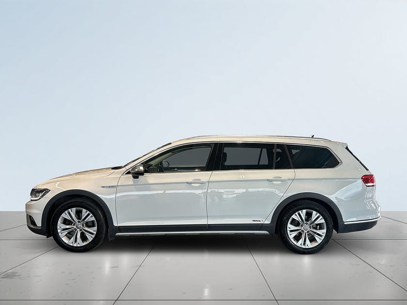Bild 4 av Volkswagen Passat Alltrack 2.0 TDI 4Motion SoV/Dvärm/Drag