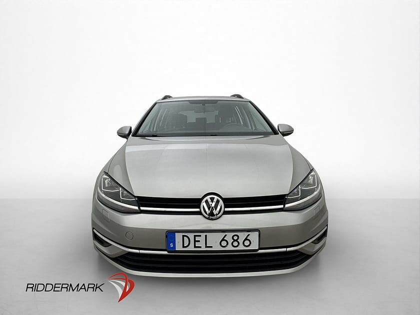 Bild 2 av Volkswagen Golf Sportscombi 1.0 TSI Drag Kamera CarPlay