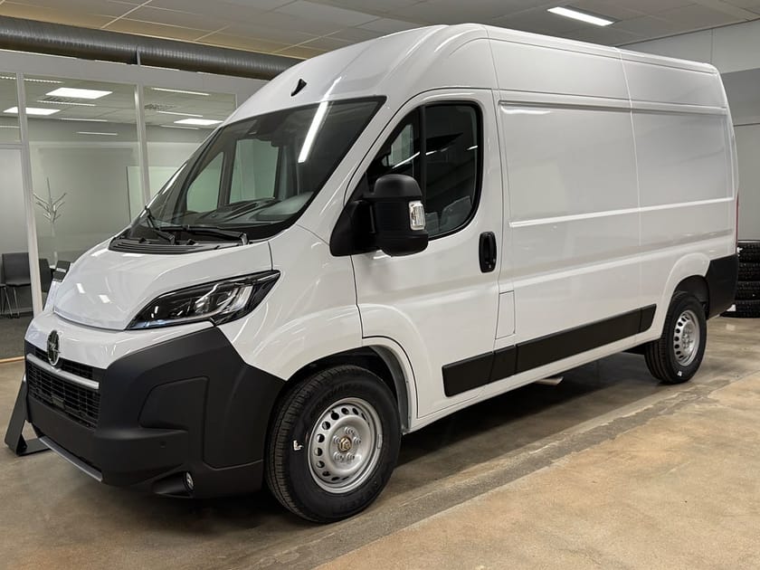 Bild 1 av Opel Movano Van L2H2 140HK Automat *LAGERBIL - Omgående leverans*