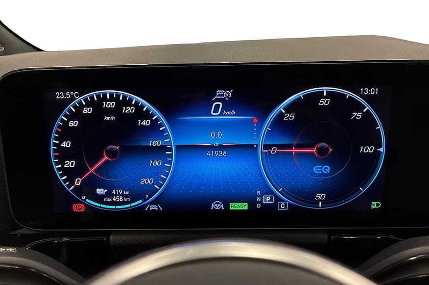 Bild 5 av Mercedes-Benz EQA 250 Progressive Line Panelbelysning Kamera Navi Distron