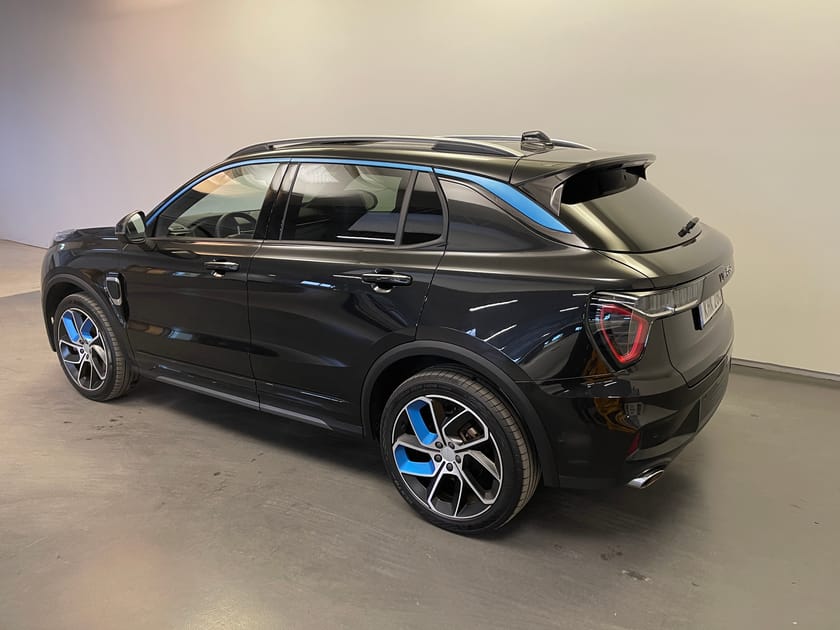 Bild 3 av Lynk & Co 01 PHEV HEV / Panoramaglastak / Navigation /