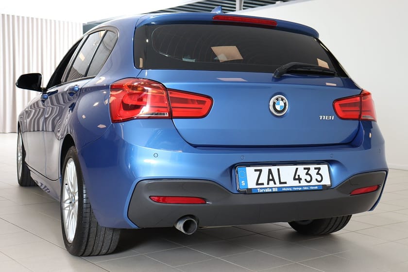 Bild 4 av BMW 118i M-Sport 136hk Aut HiFi Navi Professional Nyservad