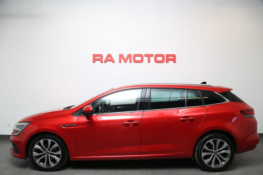 Bild 3 av Renault Mégane Sport Tourer 1,3 TCe 140hk Aut Navi Kamera