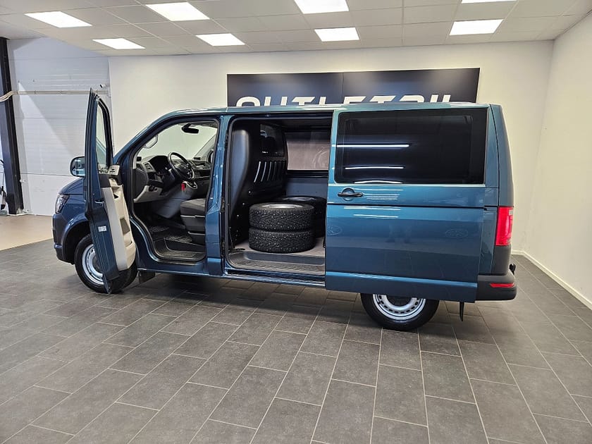 Bild 3 av Volkswagen Transporter Skåp 2.0 TDI Proline Värmare Backkamera 2xSkjutdörrar