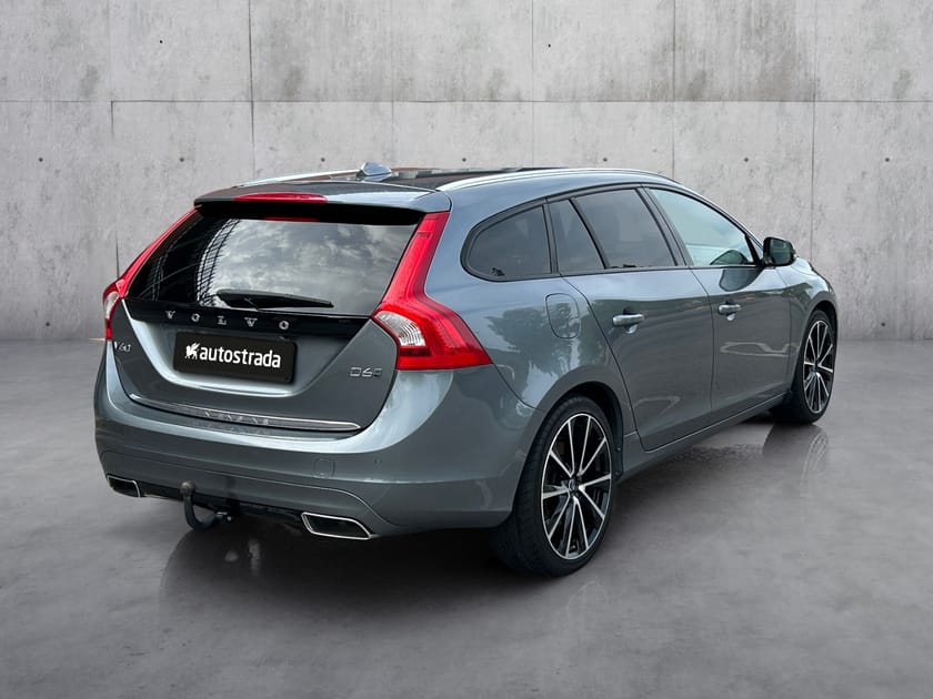 Bilde 5 av Volvo V60 D6 AWD Twin Engine|Summum|H.feste|R.Kamera|Skinn