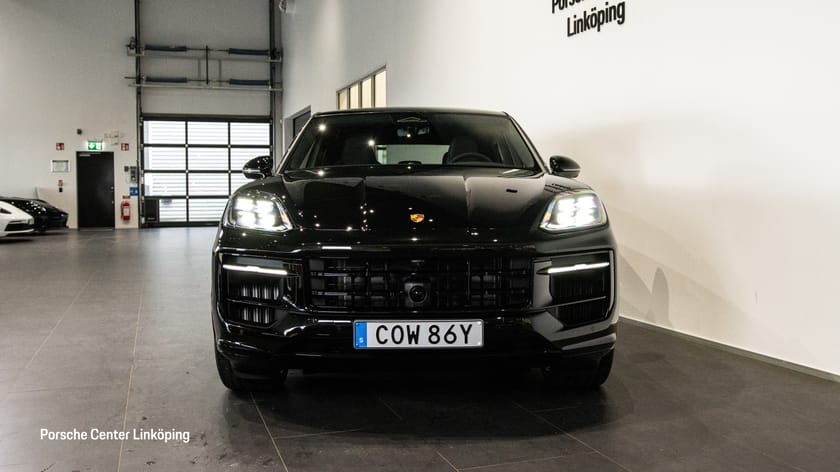 Bild 2 av Porsche Cayenne E-Hybrid Coupé Black Edition
