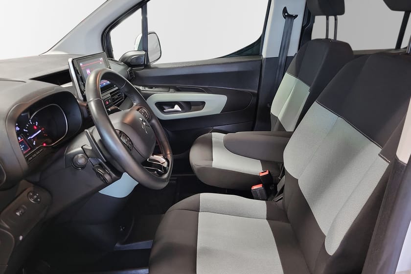 Bild 3 av Citroën Berlingo 1.2 Multispace PureTech Aut 130 / Vinterhjul