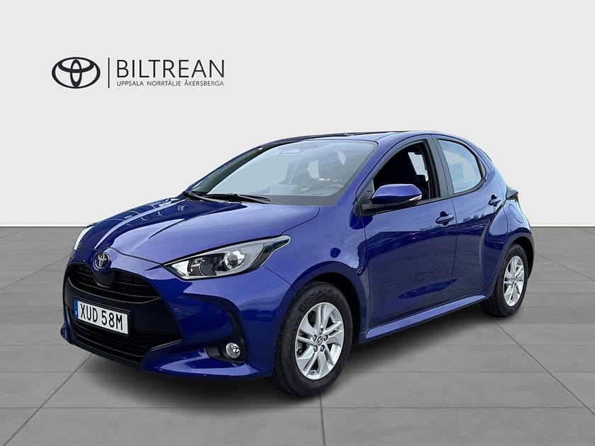 Bild 1 av Toyota Yaris Hybrid 115 115hk Active Komfortpaket Vinterhjul