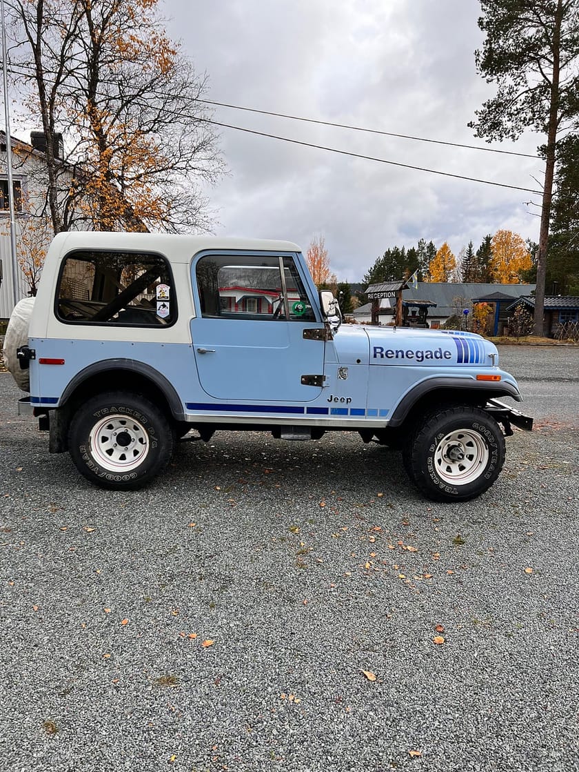 Bild 2 av Jeep CJ-7 Pickup Cab 4.2 4WD HT  99hk Unik 1 Ägare 2500 Mil