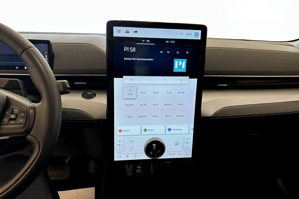 Ford Mustang Mach-E Standard Range