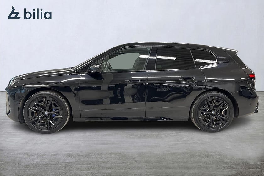 Bild 3 av BMW iX xDrive60 xDrive 60 M-Sport Fully Charged | Drag | H&K | Panorama