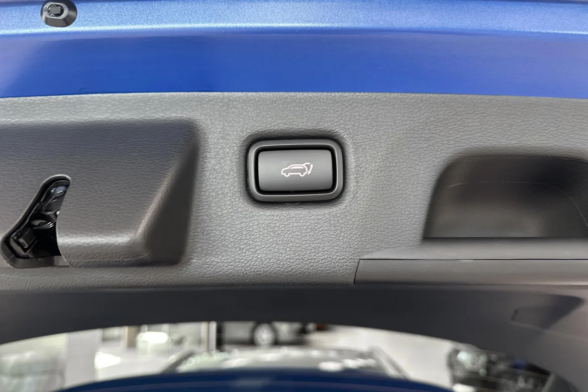 picture of a car