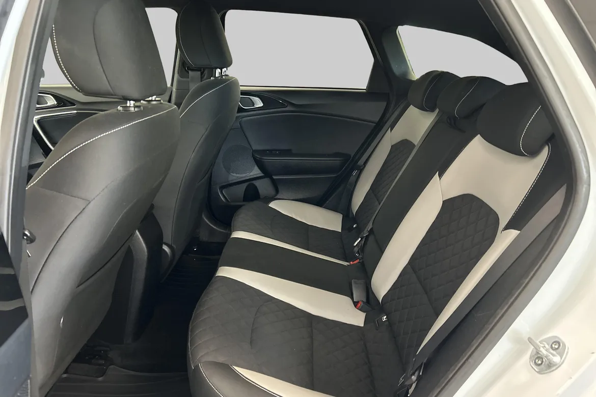 picture of a car