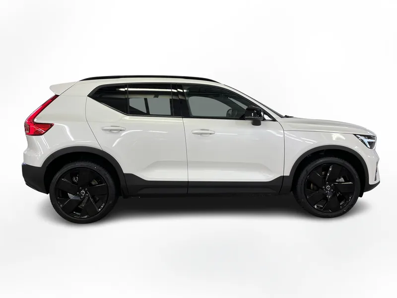 Bild 8 av 16 – Volvo EX40 Single Motor Extended Range M R Plus Black SE Plus Special Edition