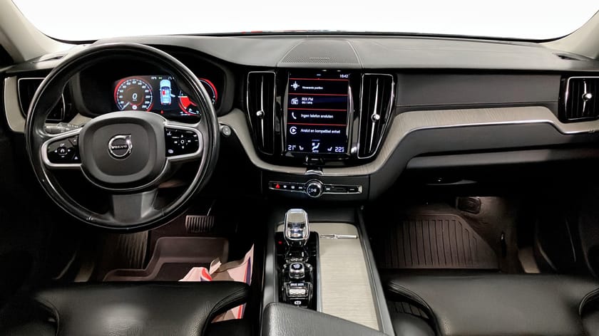 Bild 4 av Volvo XC60 T8 AWD Recharge 392hk Inscription H/K Pano Drag 360 Kamera